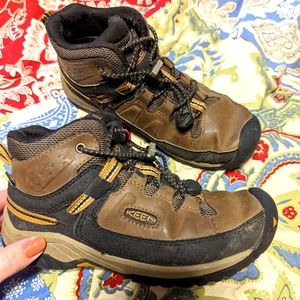Big Kids Keen Waterproof boots